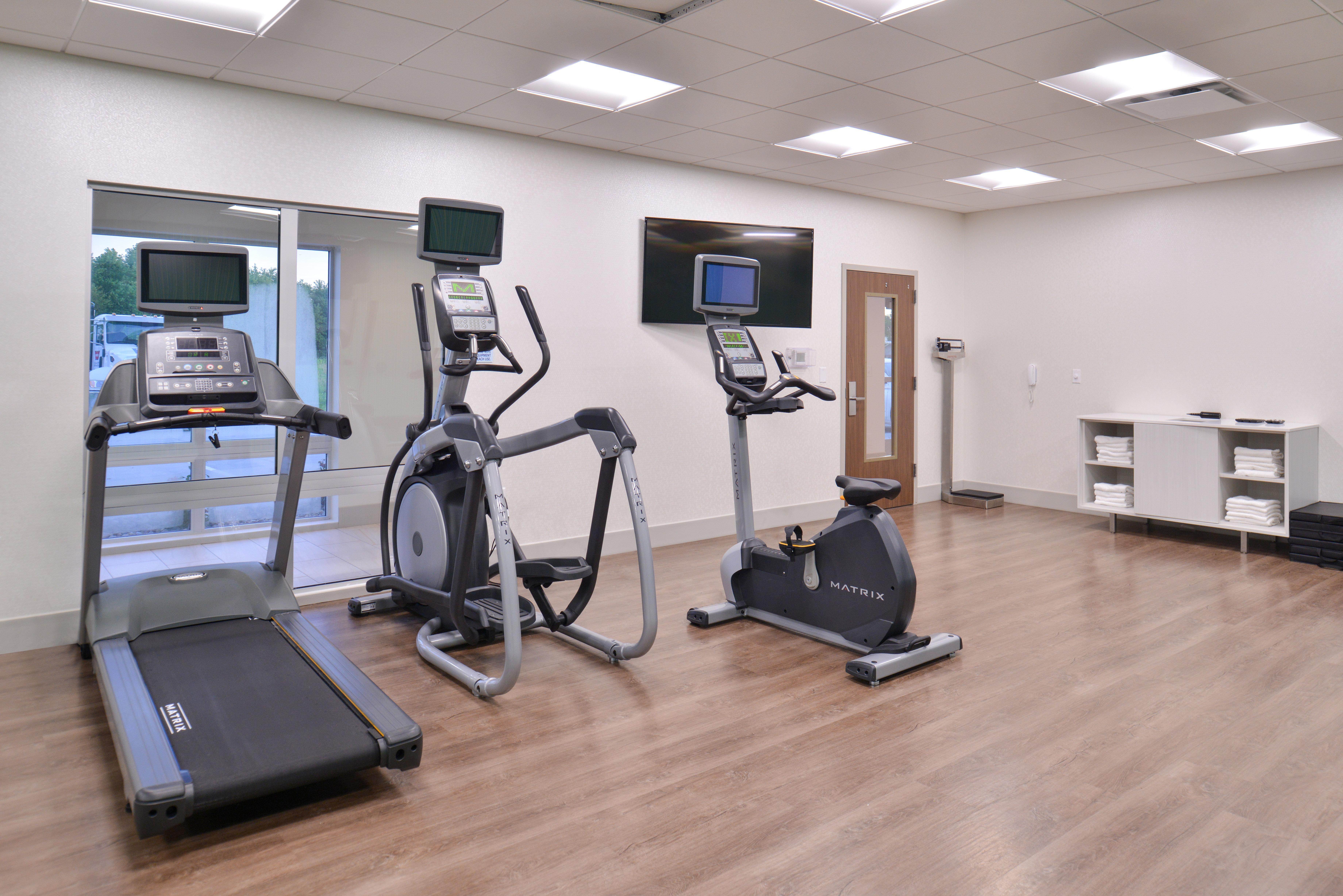 Holiday Inn Express & Suites Omaha Airport By Ihg Carter Lake Esterno foto