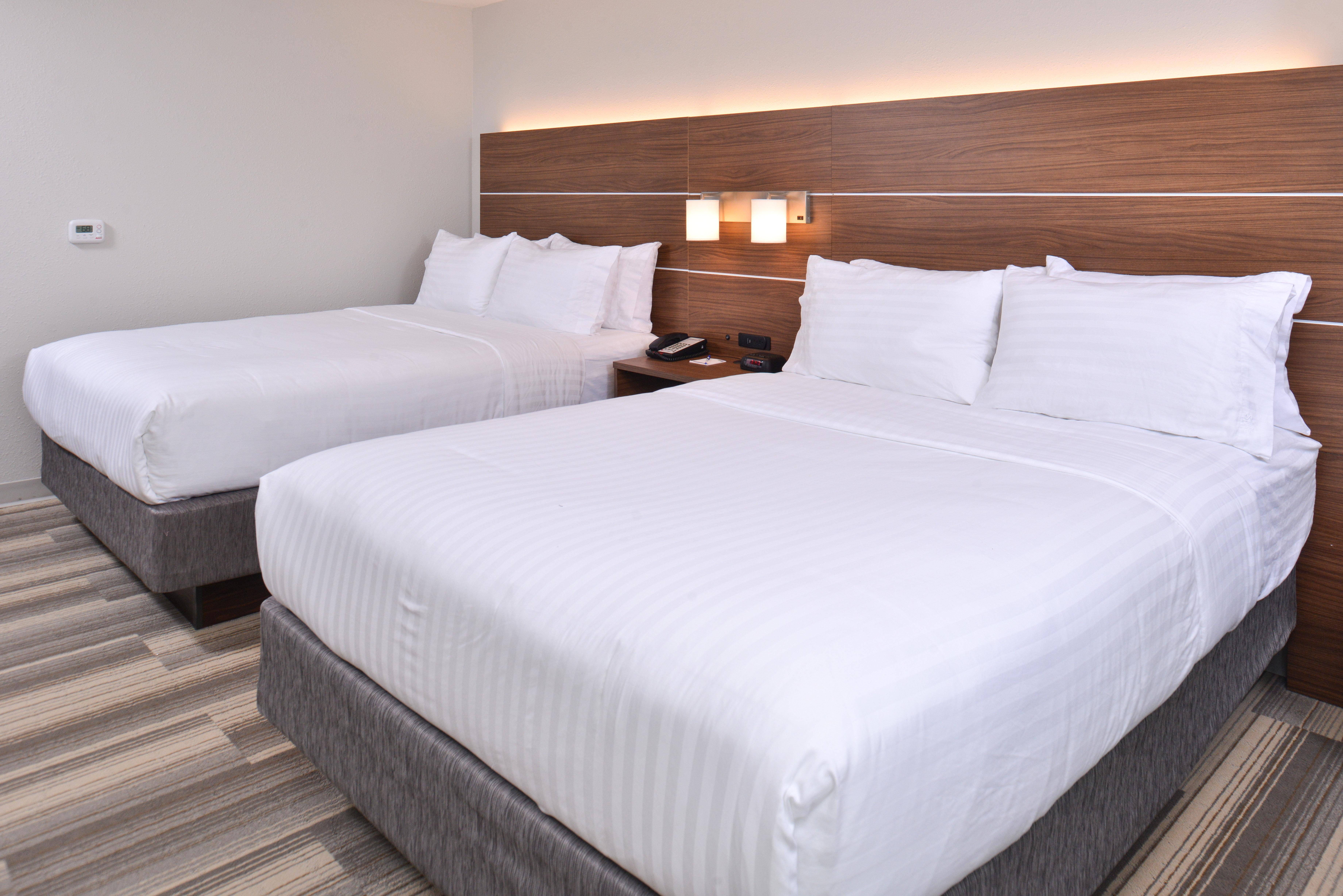 Holiday Inn Express & Suites Omaha Airport By Ihg Carter Lake Esterno foto