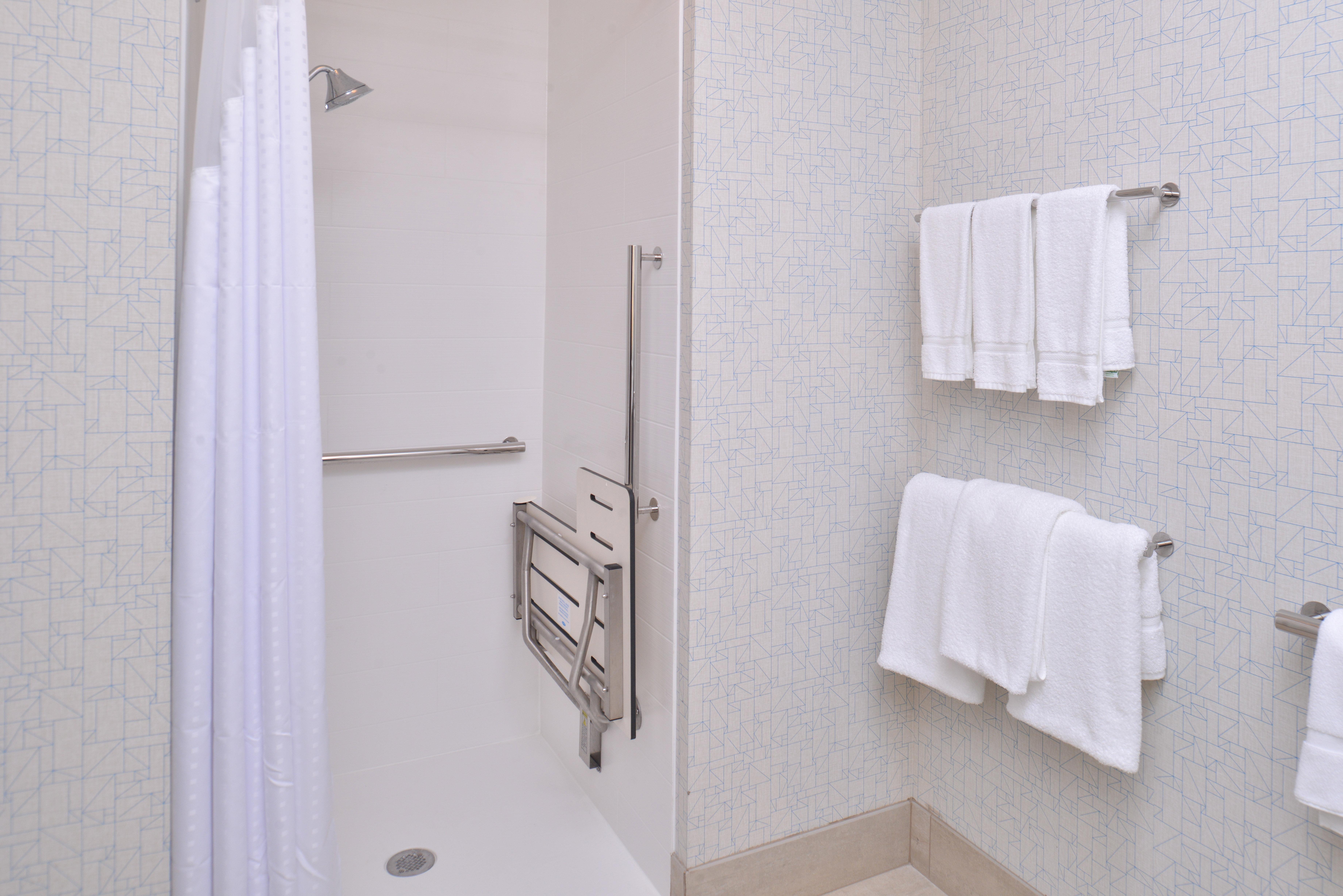 Holiday Inn Express & Suites Omaha Airport By Ihg Carter Lake Esterno foto