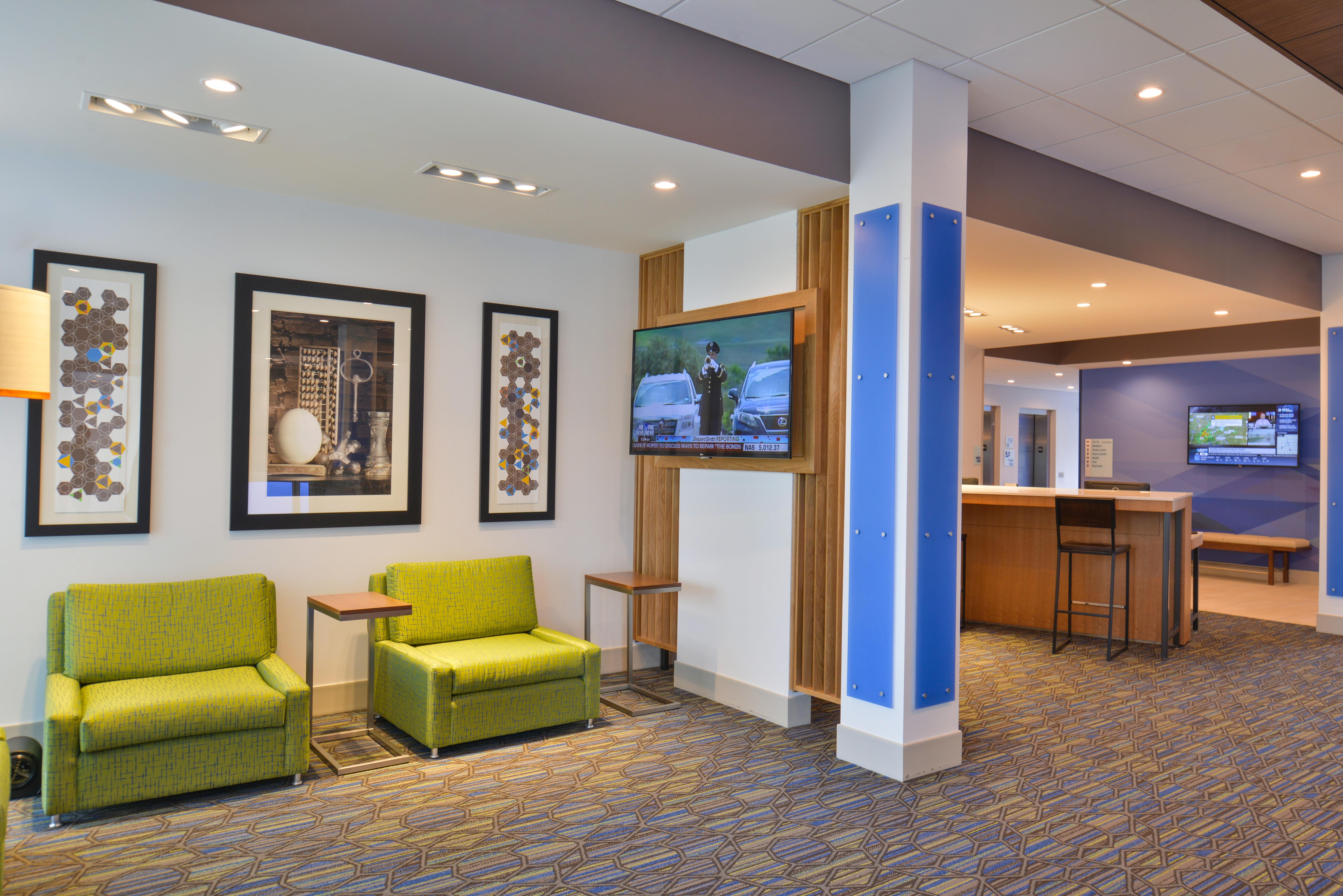 Holiday Inn Express & Suites Omaha Airport By Ihg Carter Lake Esterno foto