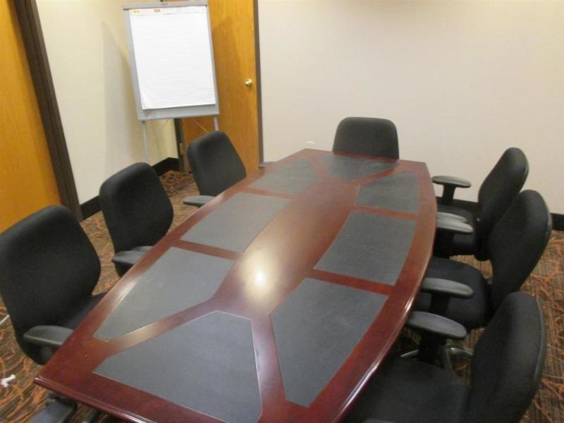 Holiday Inn Express & Suites Omaha Airport By Ihg Carter Lake Esterno foto
